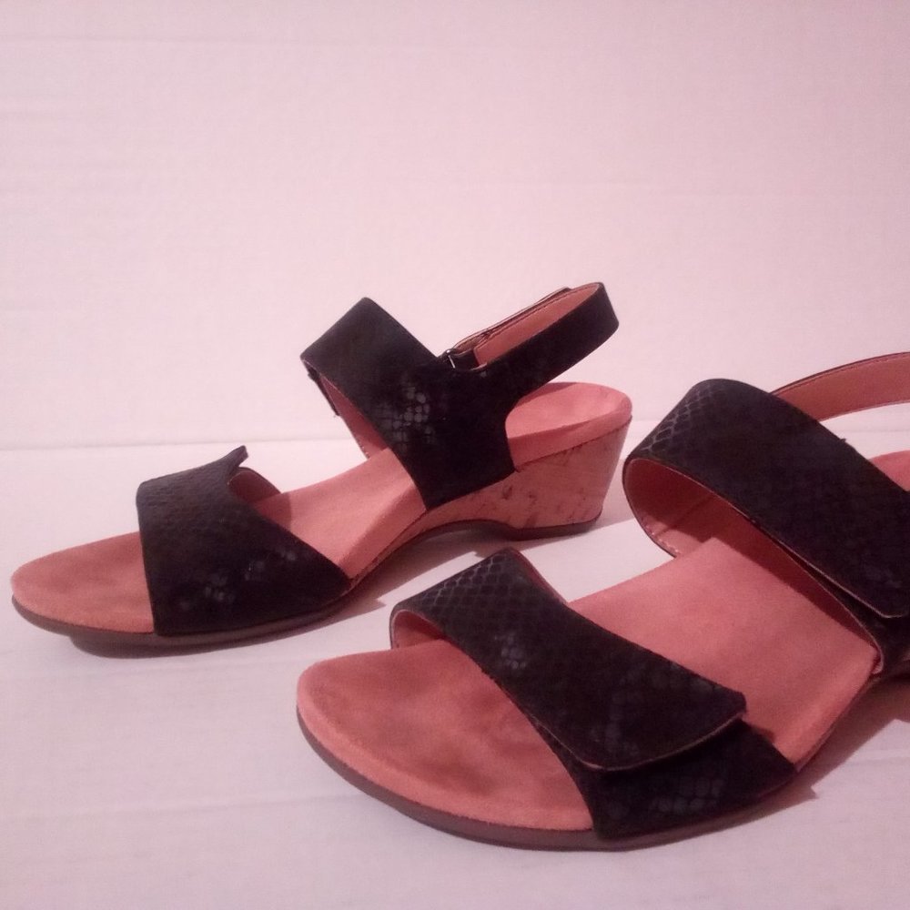 Vionic Snake Print Adjustable Wedges Kanya Black Comfort Shoe Women's Size 7.5